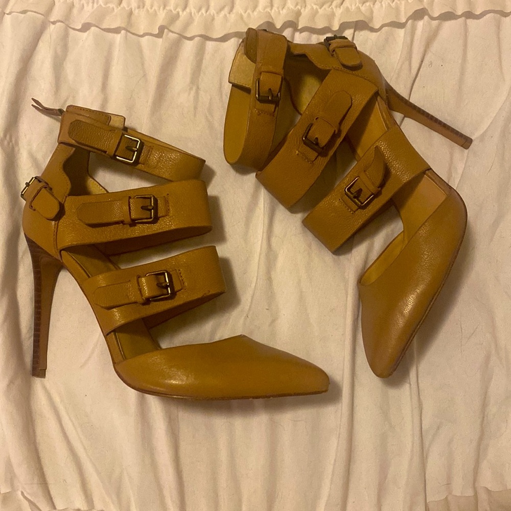 Gladiator pumps